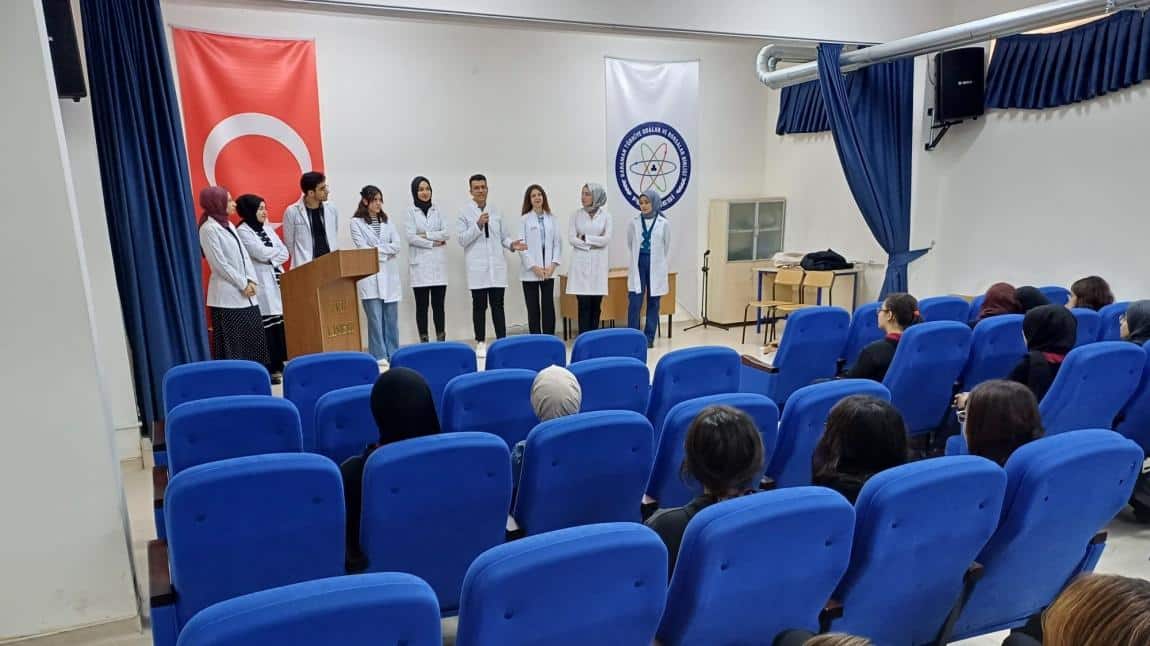 “Mezunlarla Mevcutlar Projesi” Kapsamında Öğrencilerimiz KMÜ Diş Hekimliği ve Tıp Fakültesi Öğrencileriyle Buluştu
